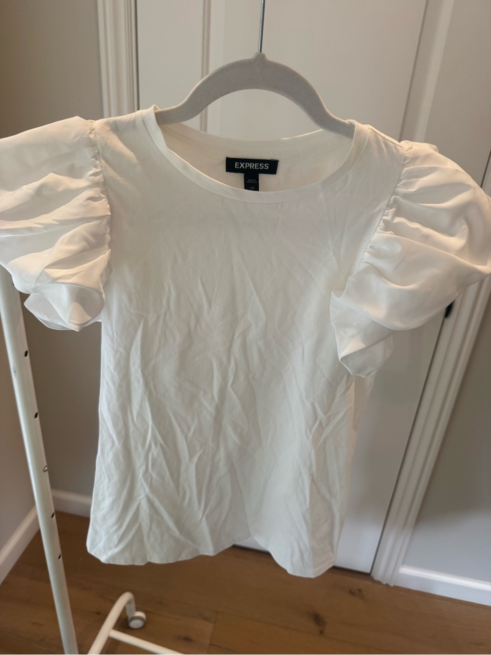 Express White Puff Sleeve Tee
